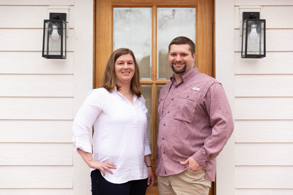 Cozy Hosea Homes Realty team providing local real estate services in Starkville and Oktibbeha County, Mississippi.